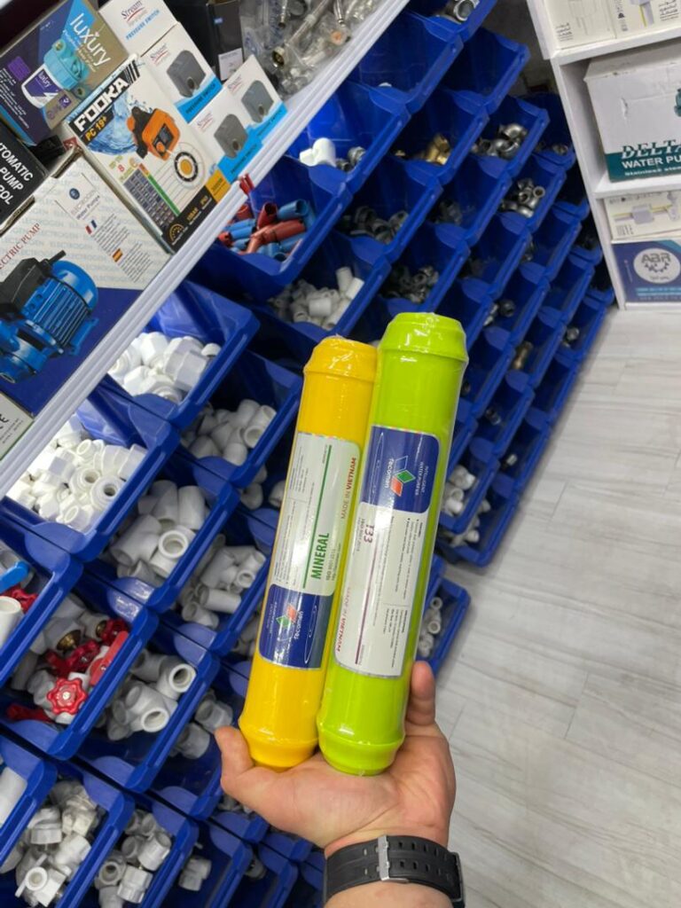 تعویض فیلتر و سرویس دستگاه تصفیه اب خانگی در تهران